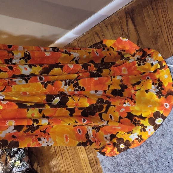 Vintage Handmade Polynesian Bazaar Dress - Picture 7 of 12